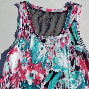 Jennifer Lopez Trendy Top